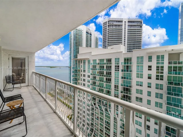1200 Brickell Bay Dr # 2515, Miami FL 33131