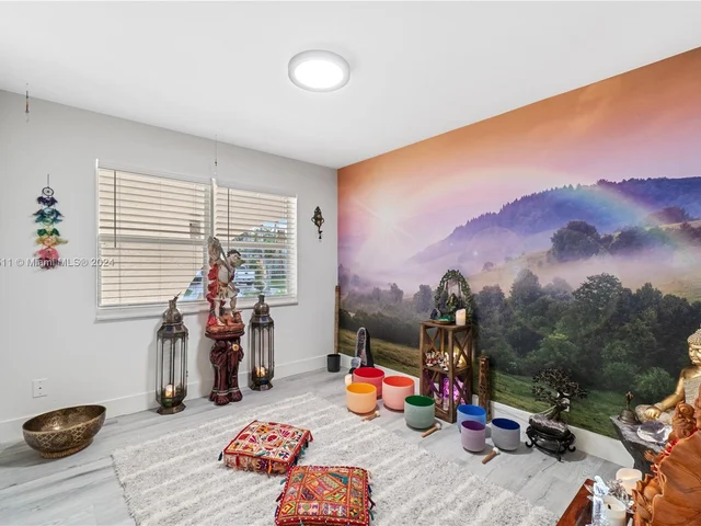 11531 NW 26th St, Plantation FL 33323