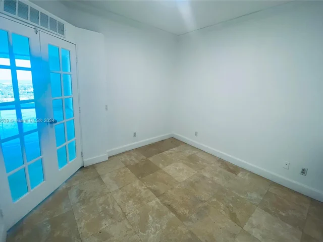 14951 Royal Oaks Ln # 2504, North Miami FL 33181