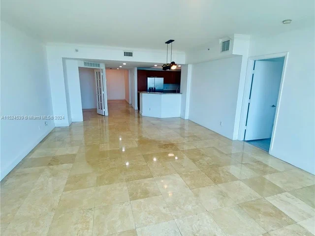 14951 Royal Oaks Ln # 2504, North Miami FL 33181