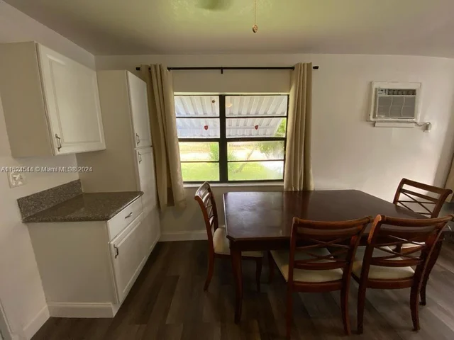 745 NW 4th St, Hallandale Beach FL 33009