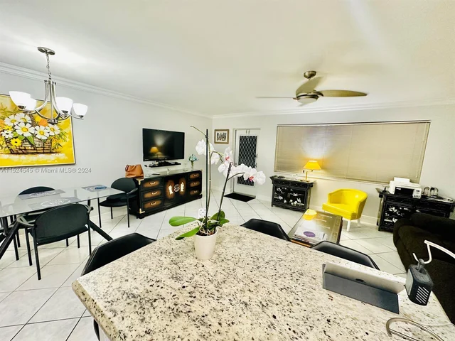 185 Farnham H # 185, Deerfield Beach FL 33442