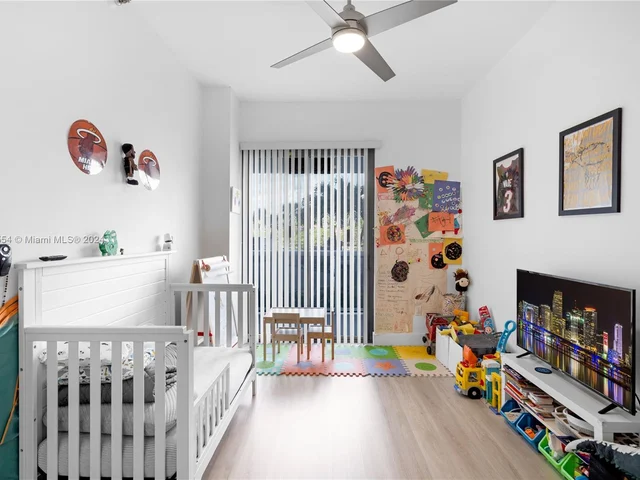 20505 E Country Club Dr # 132, Aventura FL 33180