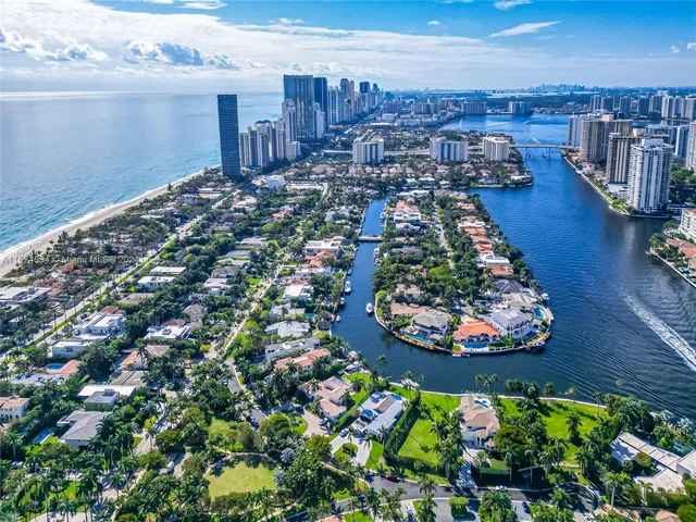 20505 E Country Club Dr # 132, Aventura FL 33180