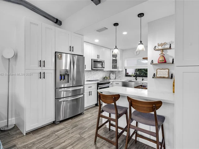 12326 SW 111th S Canal St Rd # 12326, Miami FL 33186