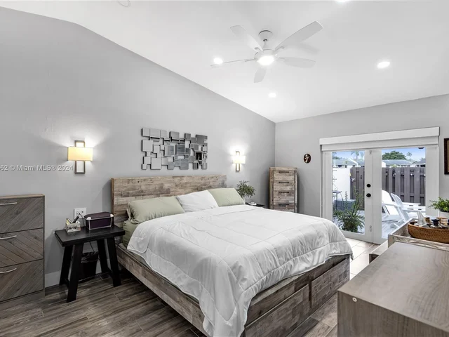 12326 SW 111th S Canal St Rd # 12326, Miami FL 33186