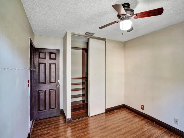 3897 Cocoplum Cir # 3512, Coconut Creek FL 33063