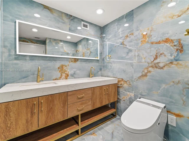 5640 Collins Ave # 7B, Miami Beach FL 33140