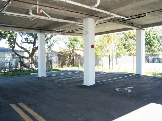 500 Foster Rd # A, Hallandale Beach FL 33009