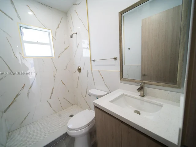 500 Foster Rd # A, Hallandale Beach FL 33009