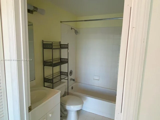 9805 NW 52nd St # 414, Doral FL 33178