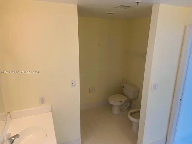 9805 NW 52nd St # 414, Doral FL 33178