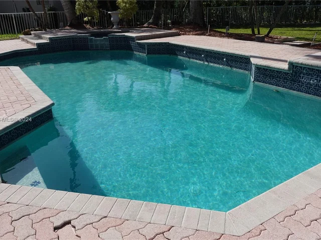 17734 SW 12th St, Pembroke Pines FL 33029