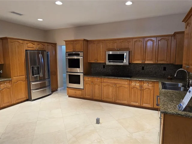 17734 SW 12th St, Pembroke Pines FL 33029