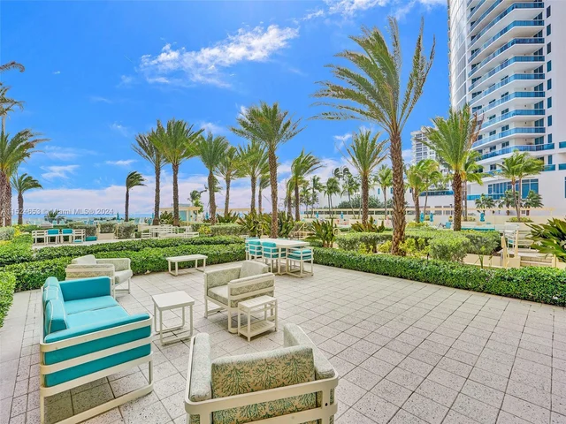 2501 S Ocean Dr # 307, Hollywood FL 33019