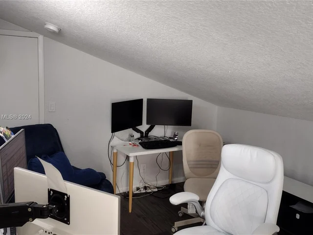 801 W Beckley Sq, Davie FL 33325