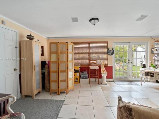 12121 SW 106th St, Miami FL 33186