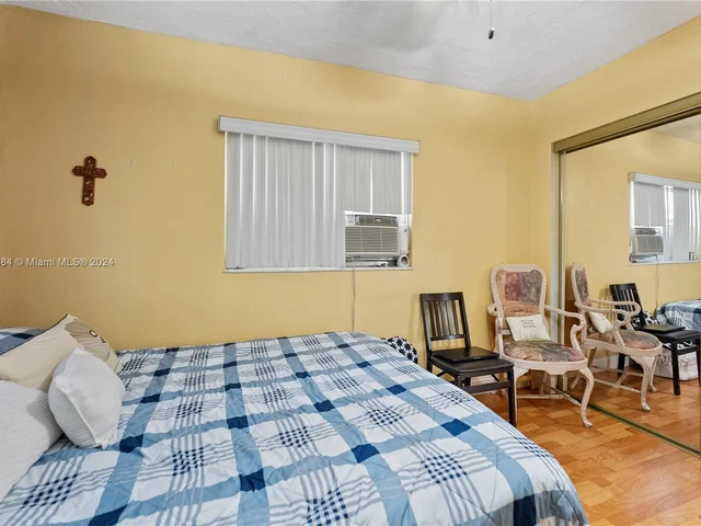 12121 SW 106th St, Miami FL 33186