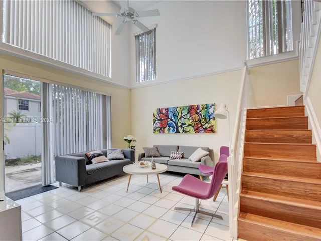 931 Opal Ter, Weston FL 33326