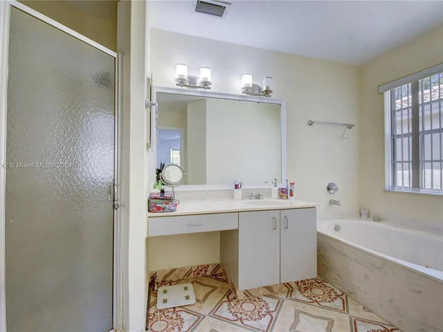 931 Opal Ter, Weston FL 33326