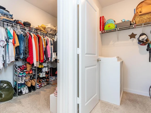 839 SE 17th Ct, Homestead FL 33034