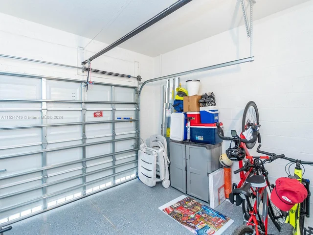 839 SE 17th Ct, Homestead FL 33034