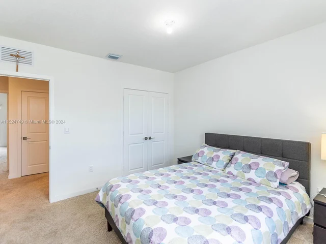 839 SE 17th Ct, Homestead FL 33034