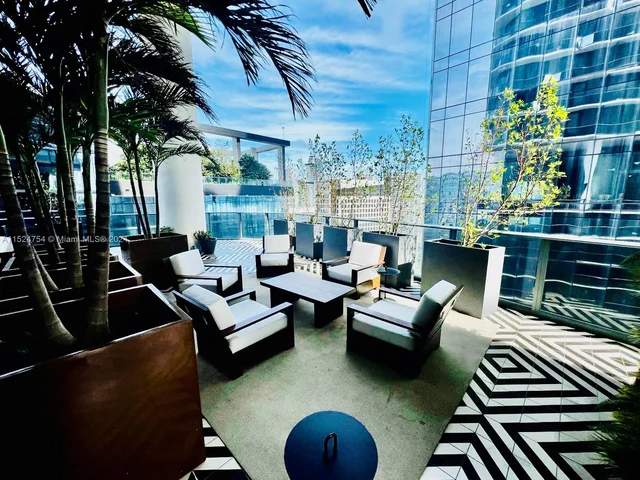 801 S Miami Ave # 3709, Miami FL 33130