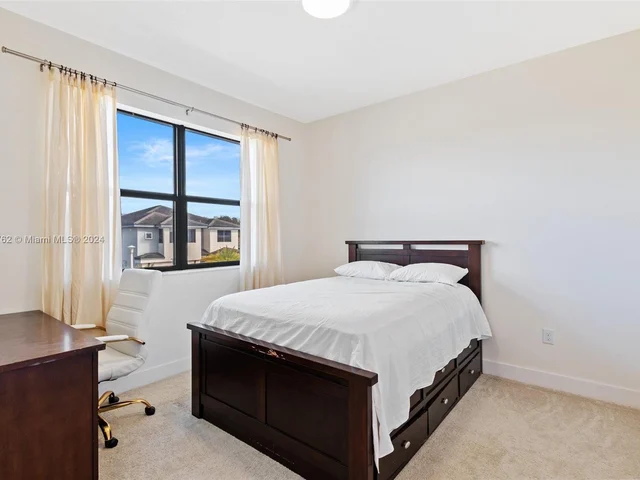 8836 NW 161st Ter, Miami Lakes FL 33018