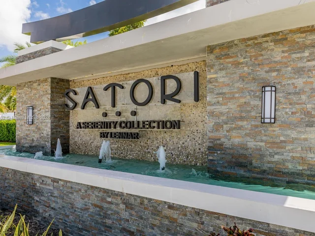 8836 NW 161st Ter, Miami Lakes FL 33018