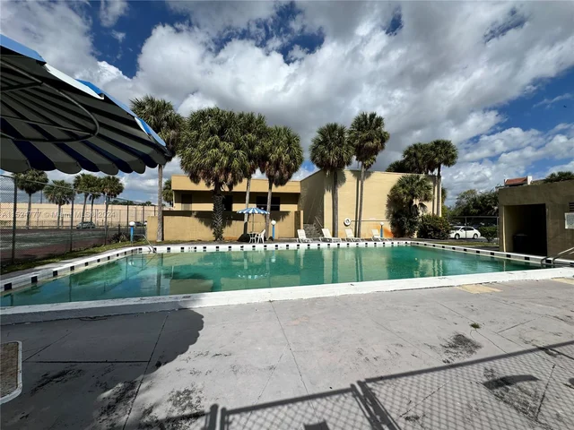 8615 NW 8th St # 210, Miami FL 33126