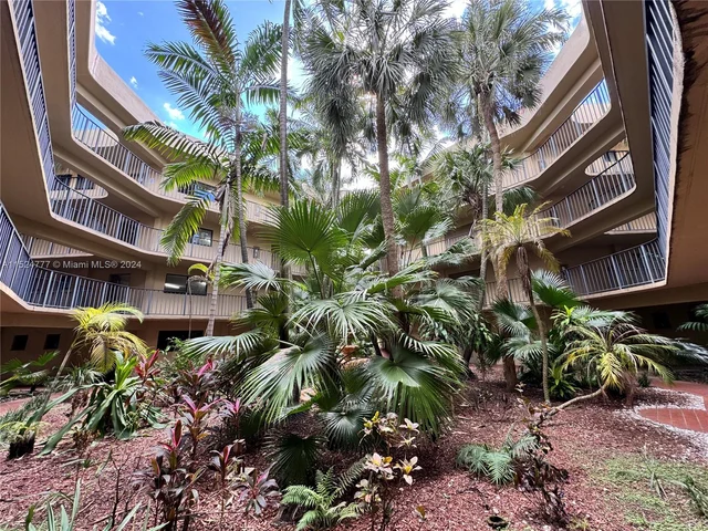 8615 NW 8th St # 210, Miami FL 33126
