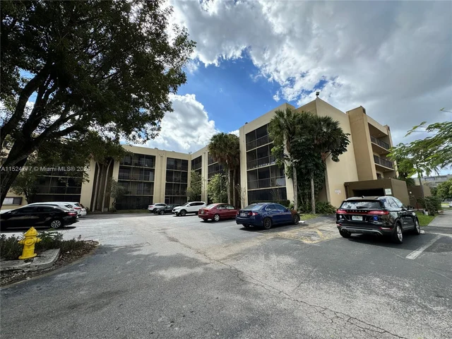 8615 NW 8th St # 210, Miami FL 33126