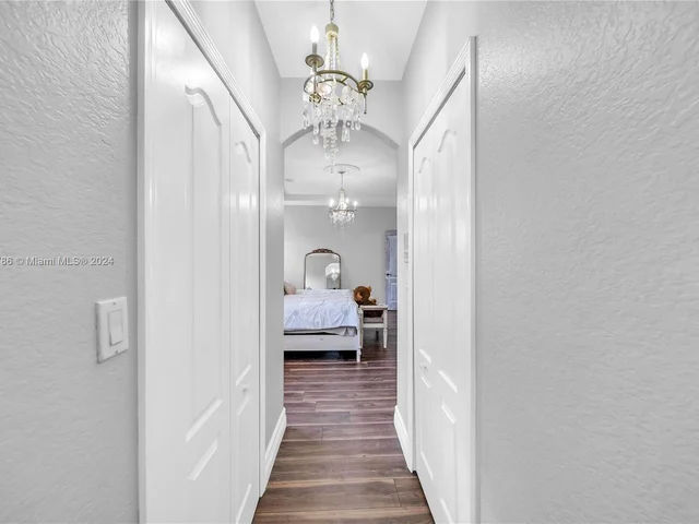 15602 SW 161st St, Miami FL 33187