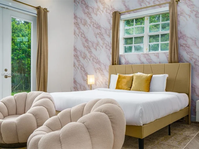 13551 Temple Blvd, West Palm Beach FL 33412