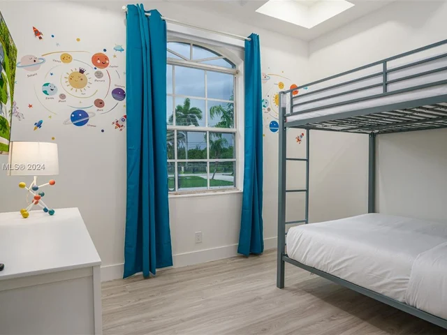 13551 Temple Blvd, West Palm Beach FL 33412