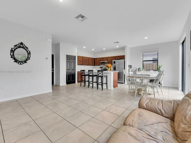 24222 SW 117th Path, Homestead FL 33032