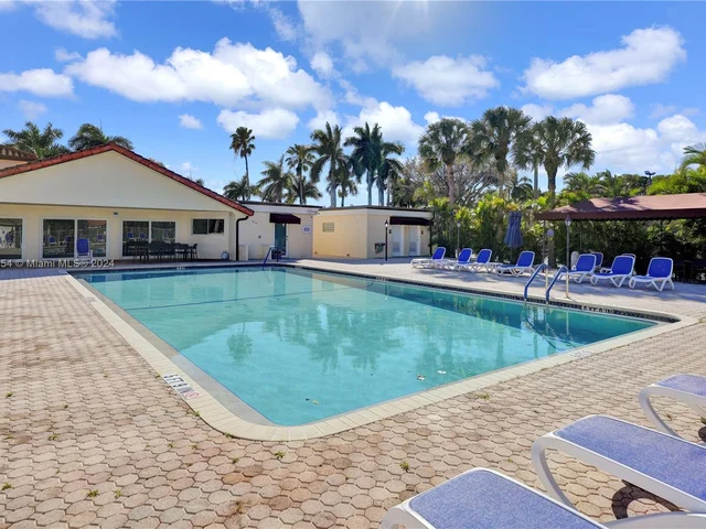 5276 Bodega Pl, Delray Beach FL 33484