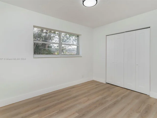 1307 NW 16th St, Fort Lauderdale FL 33311