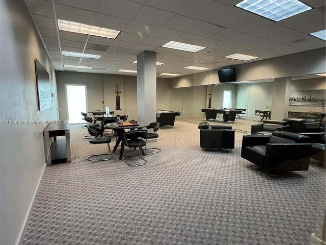 19380 Collins Ave # 1402, Sunny Isles Beach FL 33160