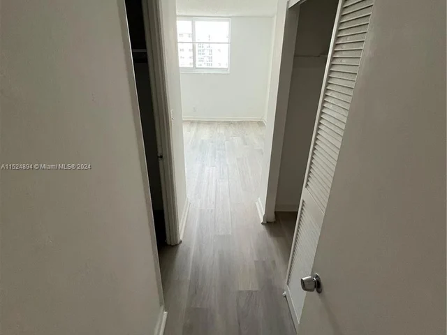 19380 Collins Ave # 1402, Sunny Isles Beach FL 33160