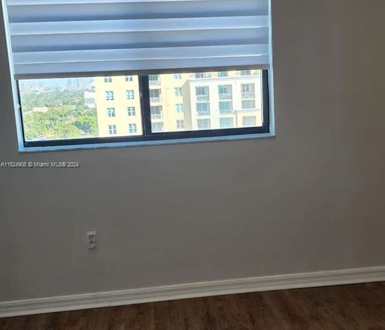 4242 NW 2th st # 1502, Miami FL 33126