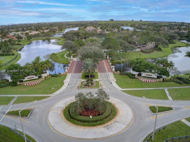 15005 SW 35th St, Davie FL 33331