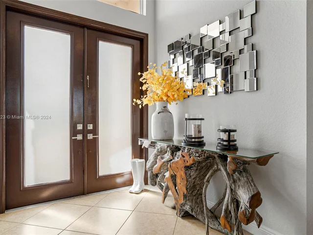 15005 SW 35th St, Davie FL 33331