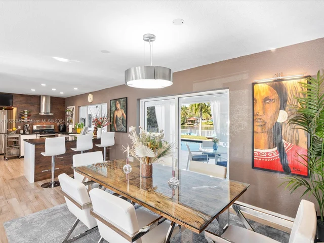 8436 SW 143rd Ave, Miami FL 33183