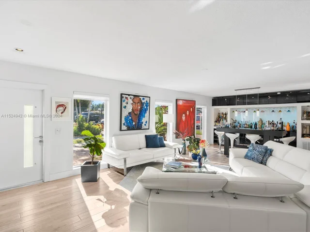 8436 SW 143rd Ave, Miami FL 33183