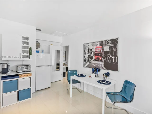 8436 SW 143rd Ave, Miami FL 33183