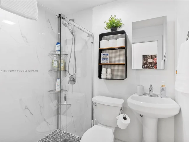 8436 SW 143rd Ave, Miami FL 33183