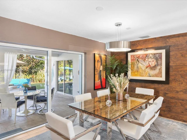 8436 SW 143rd Ave, Miami FL 33183