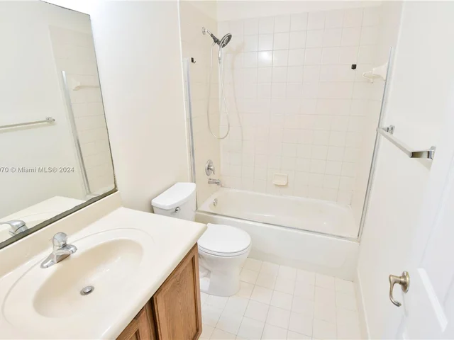 2127 Oakmont Dr, Riviera Beach FL 33404